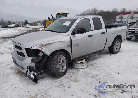 2018 Ram 1500 Express 4X4 6'4 Box z USA, uszkodzony, nr VIN 1C6RR7FT1JS184370
